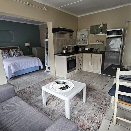 Senelle Accomodation Apartment Hermanus Luaran gambar